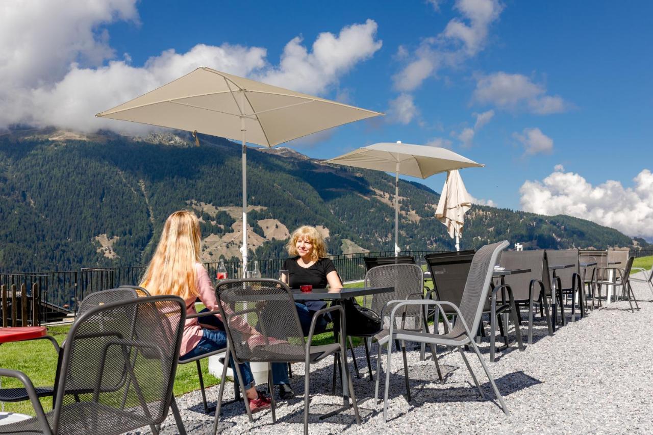 Grand Hotel Du Cervin - Auberge De Jeunesse Et Spa เซนต์-ลุค ภายนอก รูปภาพ
